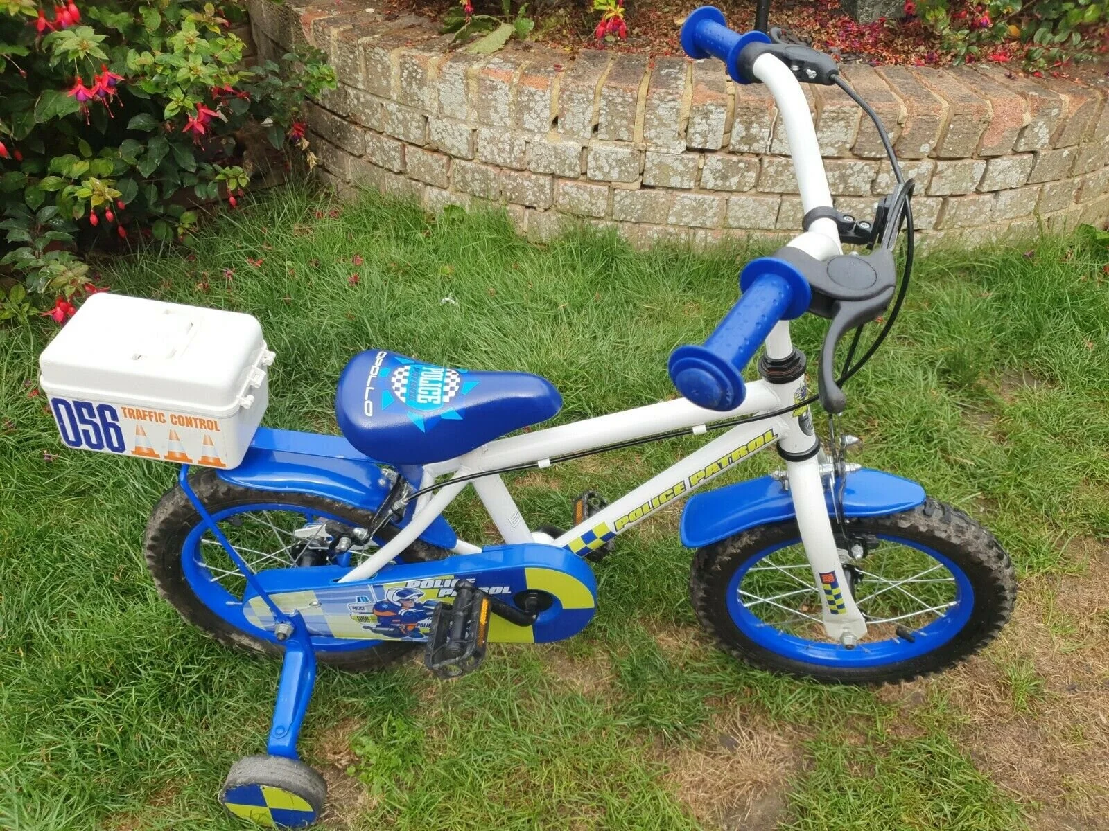 Apollo police bike 16 sales